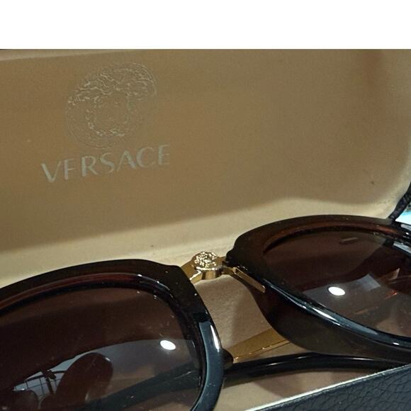 New Versace Y2K Sunglasses Tortoise Gold Medusa & Case Authenticity Certificate - Picture 9 of 16